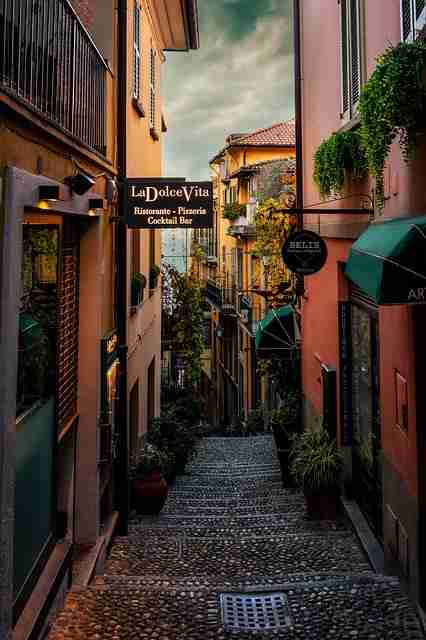 探花精选现场感体验提升研究｜多维剪辑风格对比沉浸感极强